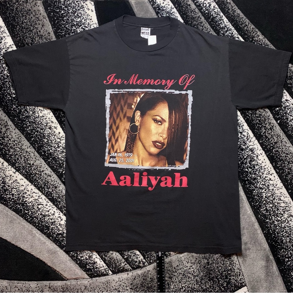 Vintage 2000s Y2K Rap R&B Aaliyah In Memory Of Try Again Black T-shirt